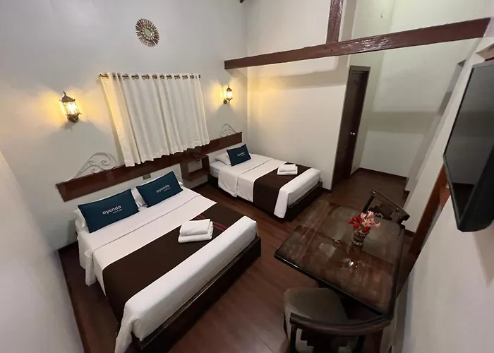 Andina Hotel *